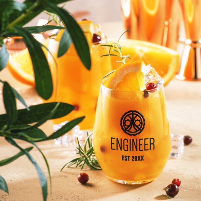 Gestellte Ingenieurin , Ingenieurstudium nach Maß Weinglas Ohne Stiel (Von Creator hochgeladen)