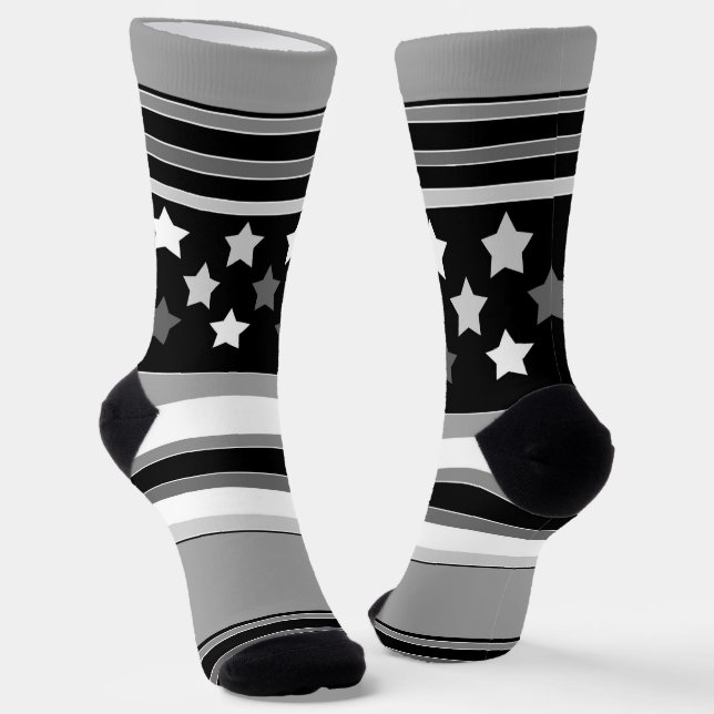 Gestreiftes Muster horizontal mit Sternen Socken (Gewinkelt)