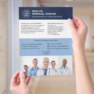 Gesundheitsklinik Arzt Custom Logo Navy Blau  Flyer