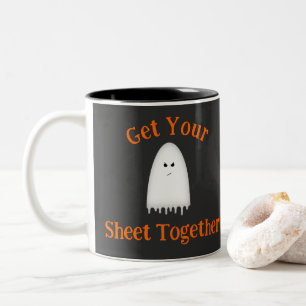 Get your Sheet Together Halloween Ghost Zweifarbige Tasse
