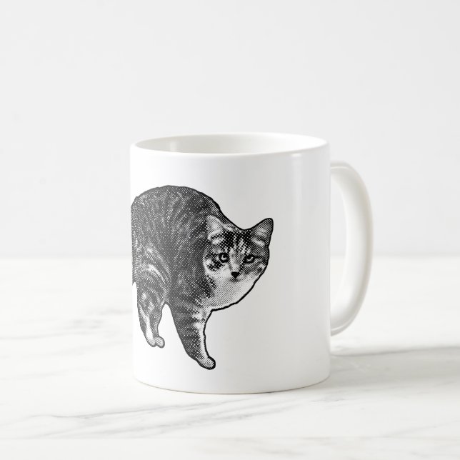 Getigerte Katze im Schneelichtglanz Kaffeetasse (VorderseiteRechts)