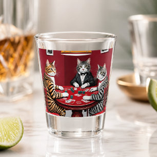 Getigerte Katzen beim Pokern Schnapsglas