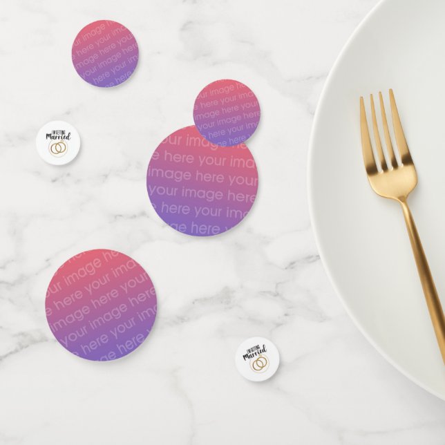 GetMarried fügt eigene Fotos hinzu, um sie anzupas Konfetti (Gruppe)