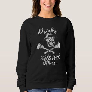 Getränke gut mit anderen Schädel mit Bier Zigarett Sweatshirt