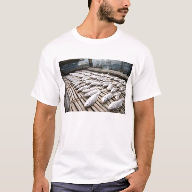getrocknete Fische in Hong Kong T-Shirt (Vorderseite)