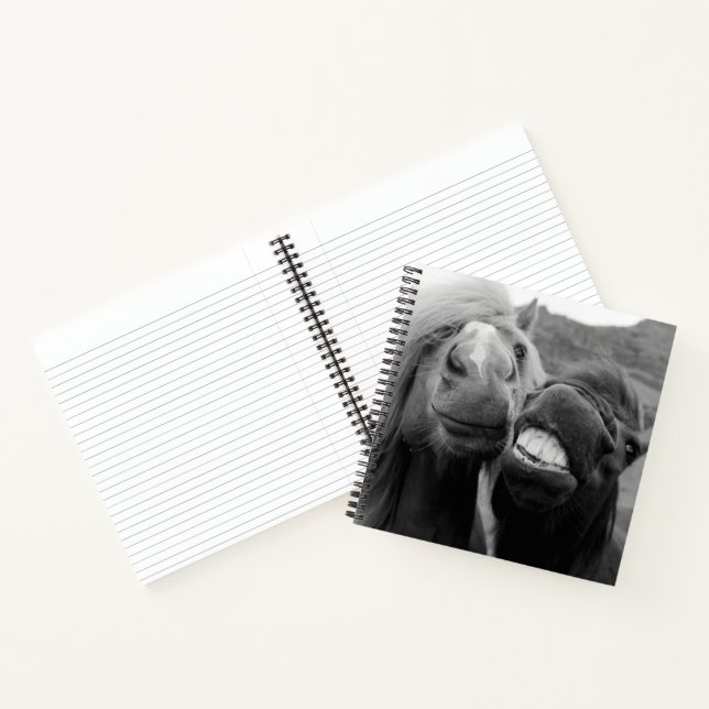 Getty Images | Lächelnde Pferde Notizbuch (Innenseite)