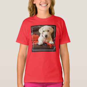 Getty Images Welpe auf einem Sofa T-Shirt