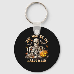 Gewartet für Halloween Skeleton-Kaffeekocher Schlüsselanhänger