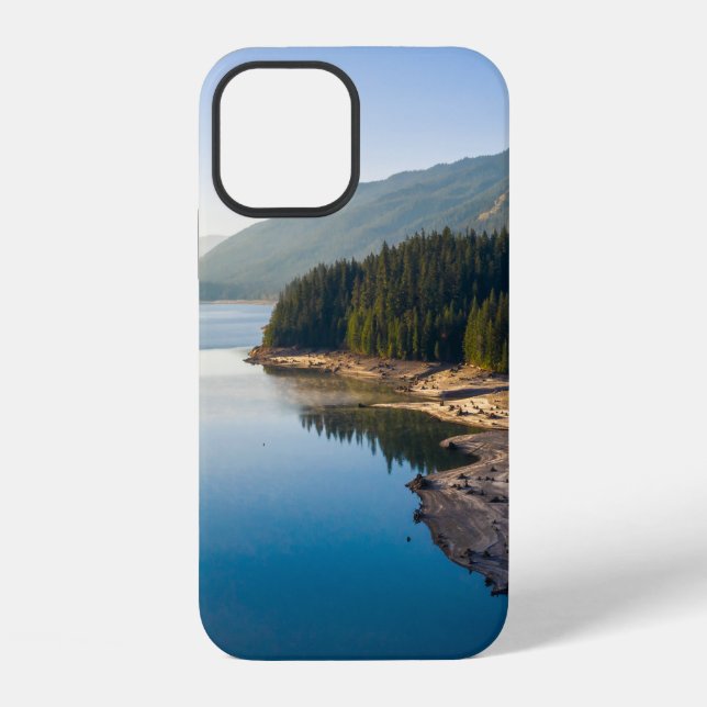 GEWÄSSER IN WALDNÄHE iPhone HÜLLE (Rückseite)