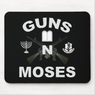 Gewehre in Moses Dark Mousepad