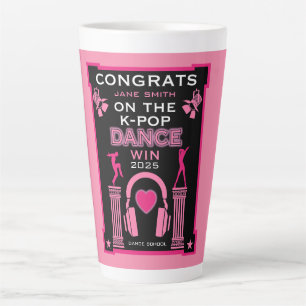 Gewinner des K-Pop Tanzwettbewerbs Glückwunsch Milchtasse