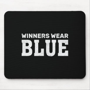 Gewinner tragen blaues Teamgeist-Spiel Wettbewerbs Mousepad