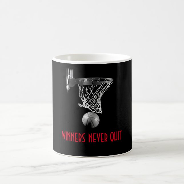Gewinner verlassen nie Basketball Kaffeetasse (Mittel)