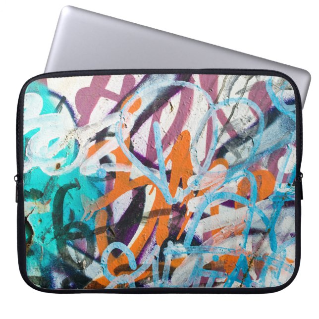 gewitterte Betonmauer, grune Textur. Laptopschutzhülle (Vorderseite)