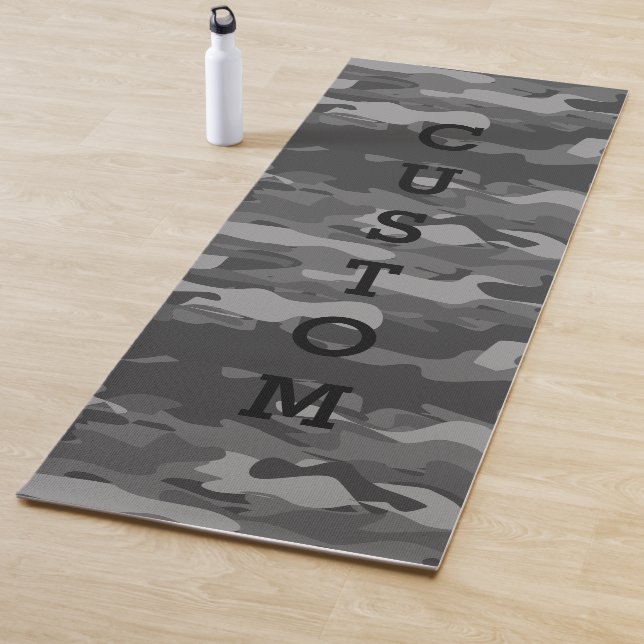 Gewohnheitsbild der grauen militärischen Camouflag Yogamatte (Beispiel)