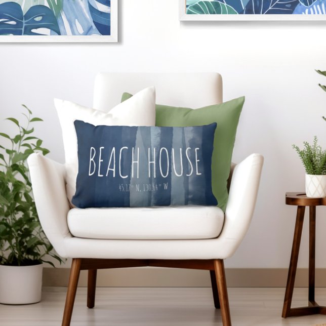Gewohnte Koordinaten der Marine im Beach House Lendenkissen (Add your own Beach House map co-ordinates to this Totally Coast throw pillow.)