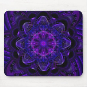 Gewundenes Blumen-Fraktal-dunkles lila UVpixel Mousepad