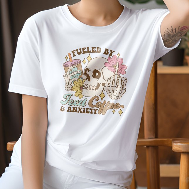 Gezaubert durch eiskalten Kaffee und Angst T-Shirt (Von Creator hochgeladen)