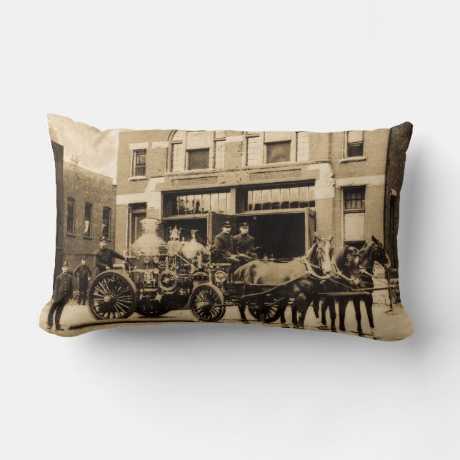 Gezeichneter Feuer-Motor Vintage Fire Company Lendenkissen (Vorderseite)