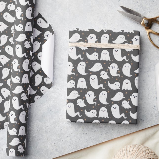 Ghost Halloween Dark Spooky Wrapping Paper Geschenkpapier (Von Creator hochgeladen)