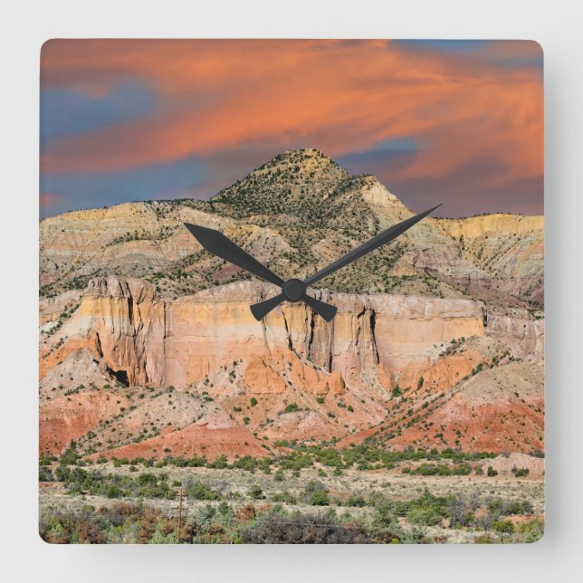 Ghost Ranch Mountain Pastels Quadratische Wanduhr (Vorderseite)