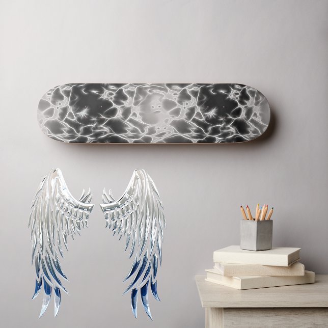 Ghosts in the Night Skateboard (Von Creator hochgeladen)