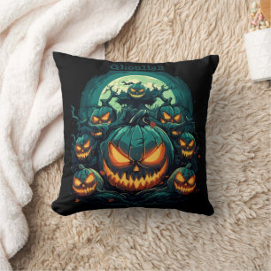 Ghoulish Glare Kissen