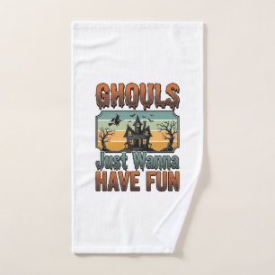 Ghouls wollen nur Spaß haben Vintage Halloween Handtuch