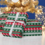 Gier und Red Christmas Sweater Weihnachten Weihnac Geschenkpapier<br><div class="desc">Das Vintage Weihnachts-Sweater Wrapping Paper - eine köstliche und nostalgische Wahl für Ihr Urlaubsgeschenk. Dieses bezaubernde Verpackungspapier besticht durch einen niedlichen Weihnachtspulli-Hintergrund mit aufwändigen Schneeflocken, spielerischen Rentieren und klassischen Weihnachtsbäumen. Das Vintag inspirierte Design erfasst das Wesen der vergangenen Feiertage und bringt Ihnen eine Touch von Wärme und Freude in Ihre...</div>