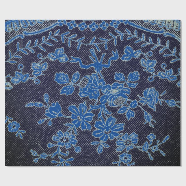 GIFT WRAPPING BLACK ANTIQUE LACE PATTER MIT BLAU GESCHENKPAPIER (Flach)