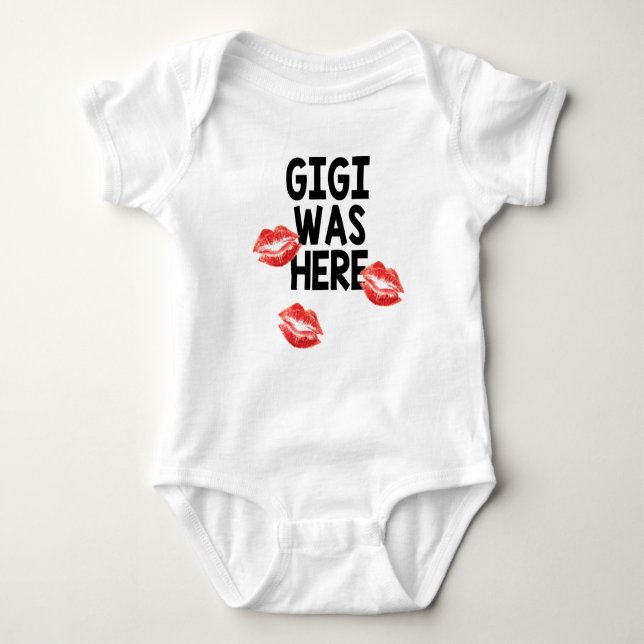 Gigi war küsst hier Baby-Bodysuit Baby Strampler (Vorderseite)