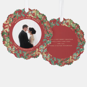 Gilded Greenery Red   Verheiratetes und fröhliches Ornament Karte