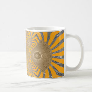 Gilded Zephyr: Eleganz in Golden Yellow & Chrome Tasse
