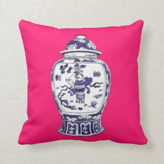 GINGER JAR NO. 2 AUF PINK PILLOW KISSEN