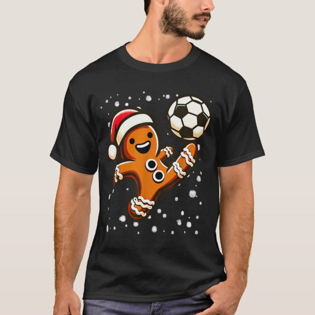 Gingerbread Plays Soccer Bicycle Kick, Cookie Chri T-Shirt (Vorderseite)