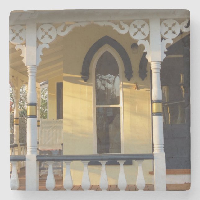 Gingerbread Porch Glow - Martha's Vineyard Steinuntersetzer (Vorderseite)