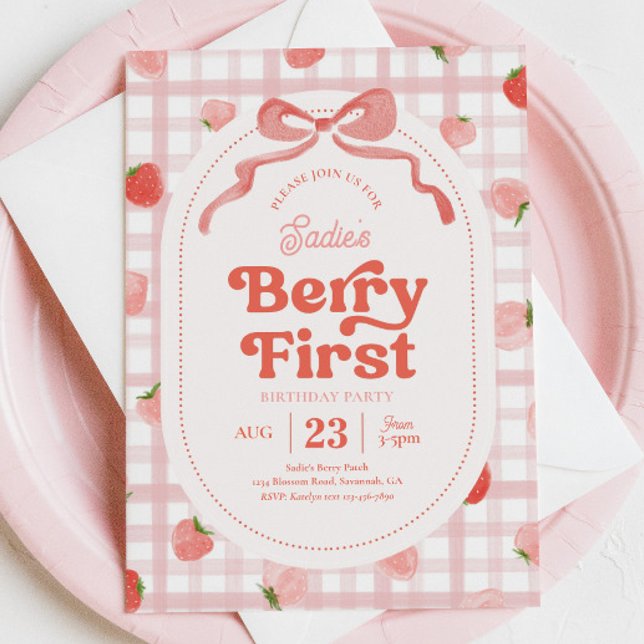 Gingham Berry First Birthday Einladung (Von Creator hochgeladen)
