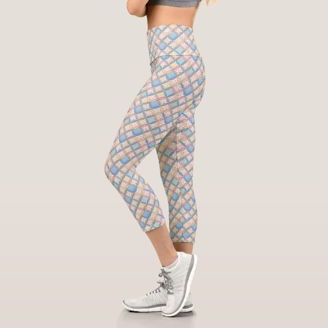 Gingham Cathedral Window Quilt Design Capri Leggings (Links)