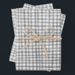 Gingham Hand Gezeichnet Modernes Niedliches Graues Geschenkpapier Set<br><div class="desc">Perfekt niedliche Geschenkpackung für ein lustiges Party! Handgemachte Kunst für Sie! Ideal für einen sommerlichen Brunch oder Picknicktheater Brautparty, Junggeselinnen-Abschied, Ostern, Verlobungsfeier, Feiertage oder Geburtstag. Vollständig anpassbar! Klicken Sie auf "Bearbeiten mit dem Designwerkzeug", um die Schriftart, Farben und Einstellungen anzupassen. VIELEN DANK FÜR DIE UNTERSTÜTZUNG UNABHÄNGIGER KÜNSTLER! Alle Kunstwerke und...</div>