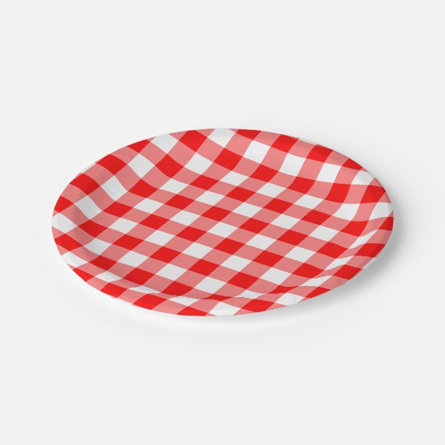 Gingham-Karo in Rot und Weiß Pappteller (Schrägansicht)