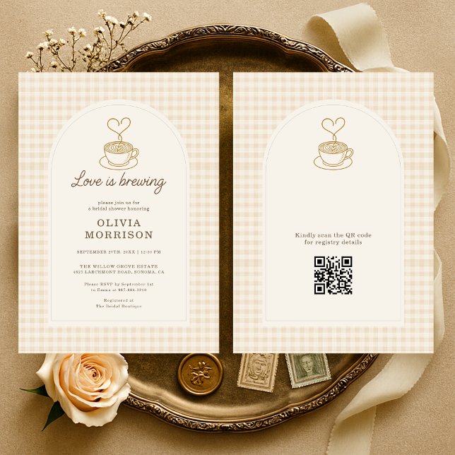 Gingham Love is Brewing QR Code Bridal Shower Einladung (Von Creator hochgeladen)