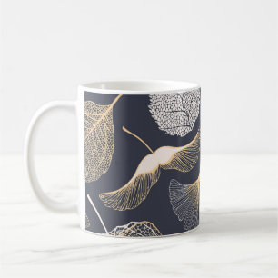 Ginkgo Blätter: Nahtlose Blumeneleganz. Kaffeetasse