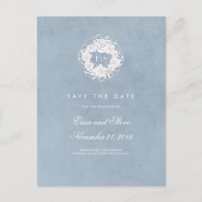 Gipskraut Monogram Dusty Blue Save the Date Ankündigungspostkarte (Vorderseite)