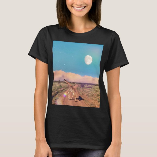 Girafe in Serengeti - aufstrebender Mond T-Shirt (Vorderseite)