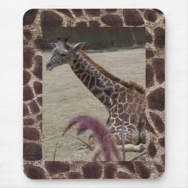 Giraffe an der Erholung Mousepad (Vorne)
