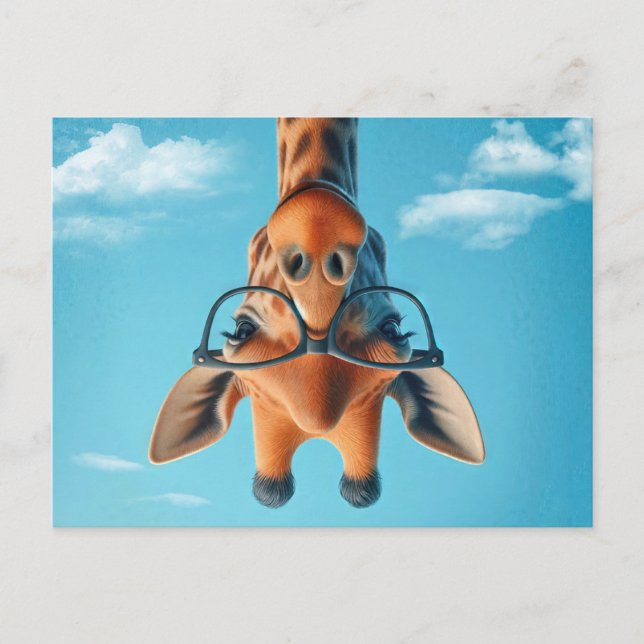 Giraffe auf den Kopf in Wolken mit Brille Postkarte (Vorderseite)