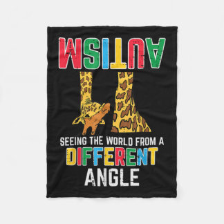 Giraffe Autismus als Weltunterschied Fleecedecke