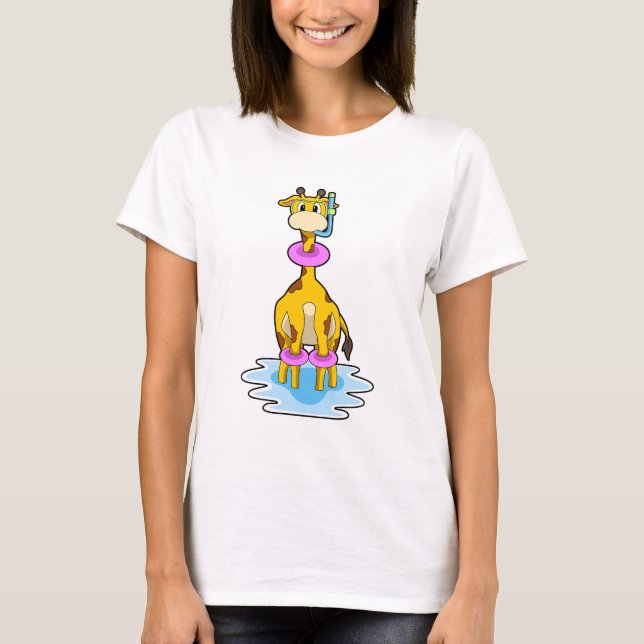 Giraffe beim Schwimmen mit Swim-Ring T-Shirt (Vorderseite)
