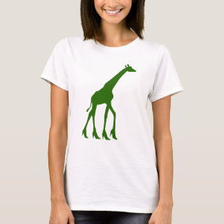 Giraffe im hohen Heels T-Shirt