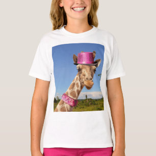 Giraffe in einem funkelnd rosa Hut T-Shirt